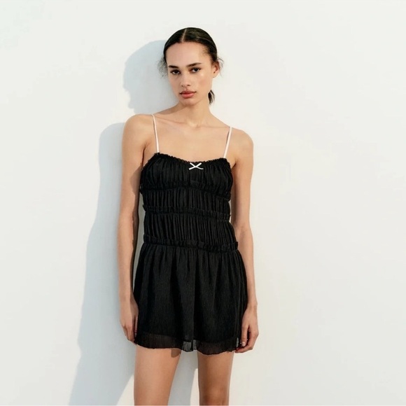 ZARA LITTLE BOW BLACK TEXTURED DRESS - Picture 2 of 6